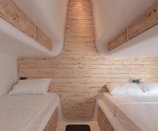 Hostel Mycocoon Mykonos Town